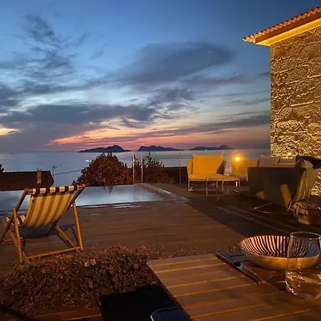 Casa - Sobre El Mar - Piscina Infinita 別荘 Nigrán